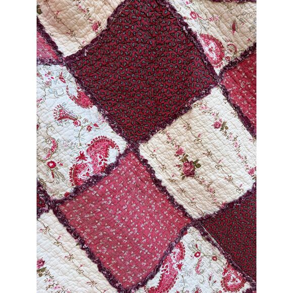 Quilt Blanket cream pink red full size cottagecore distressed cozycore country ￼ - Picture 3 of 7